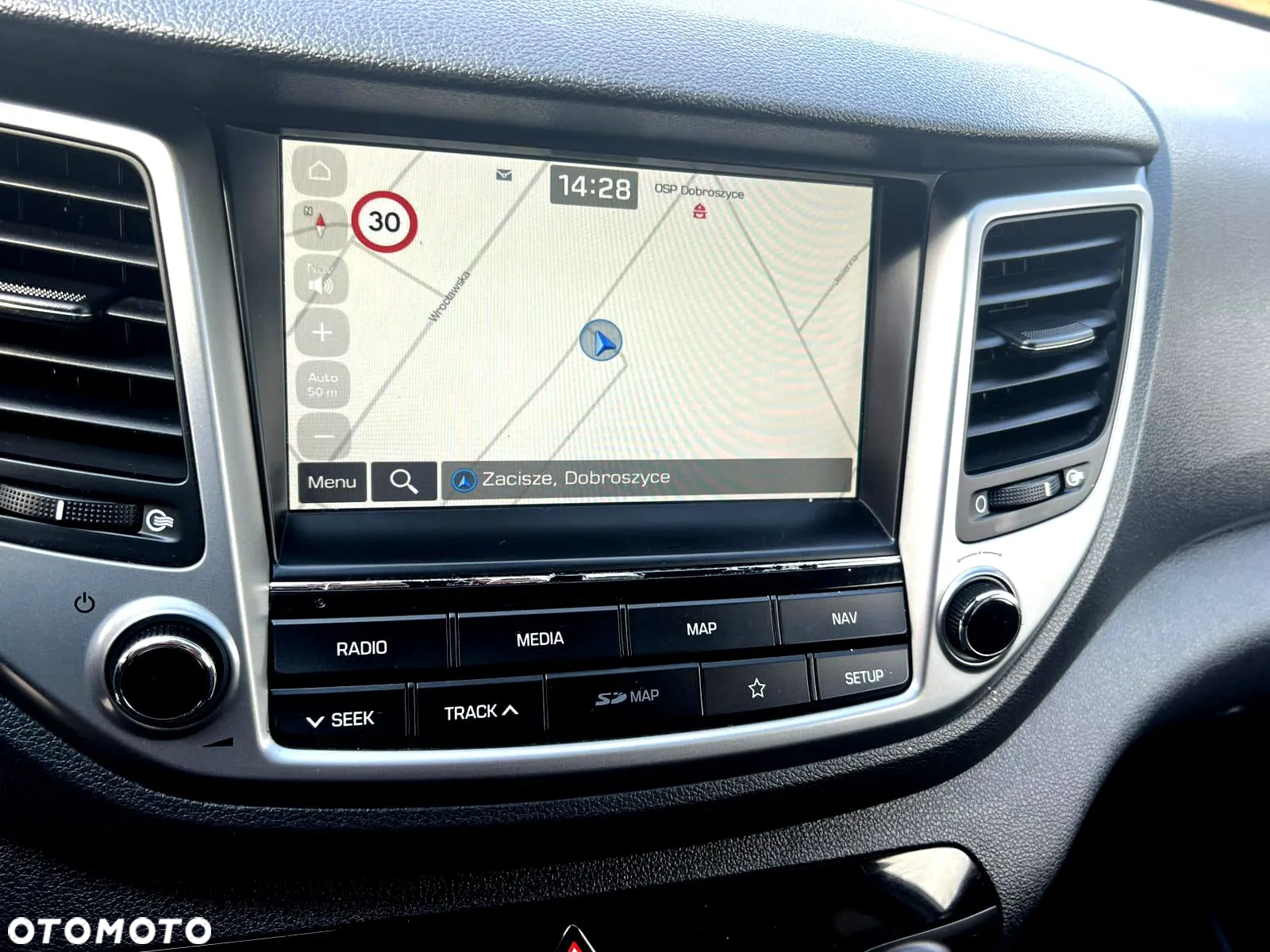 Hyundai Tucson 1.6 GDi 2WD Trend - 12