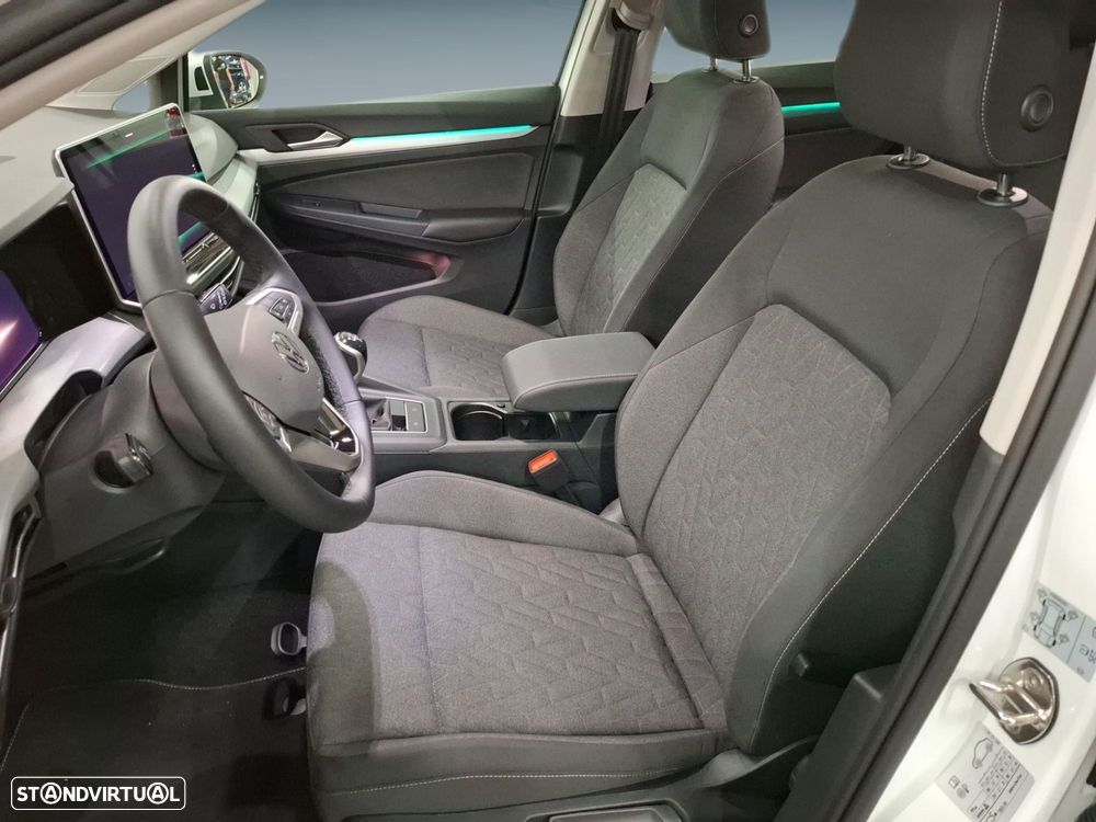 VW Golf 1.5 TSI 50 Anos - 11
