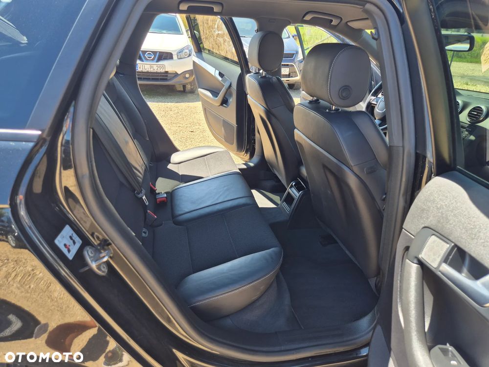 Audi A3 Sportback 2.0 TDI DPF S line Sportpaket - 8