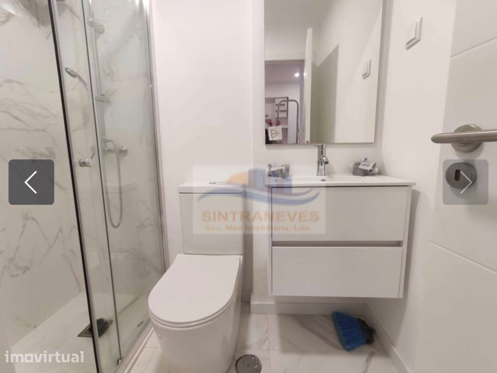 T1+2 com Terraço Totalmente Remodelado | Buraca | 295.000€ - Grande imagem: 5/16