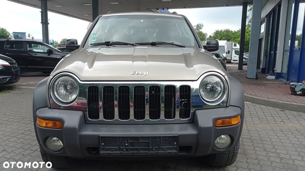 Jeep Cherokee - 29