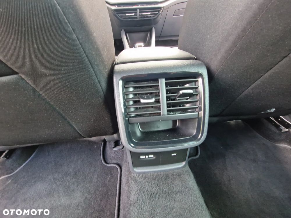 Skoda Octavia ver-1-0-tsi-e--tec-ambition-dsg - 19