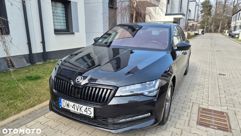 Skoda Superb 2.0 TDI SCR 4x4 Sportline DSG - 1