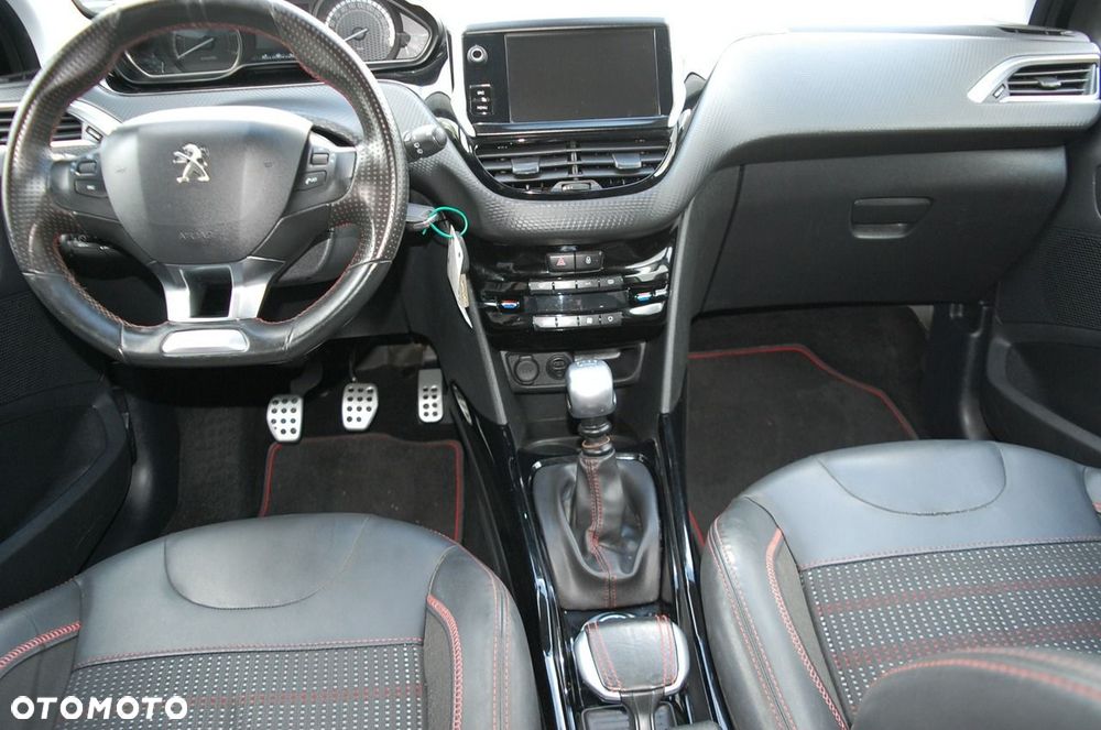 Peugeot 2008 - 24