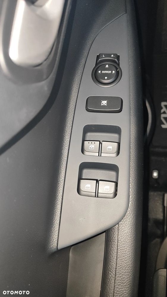 Kia Stonic 1.0 T-GDI M - 15