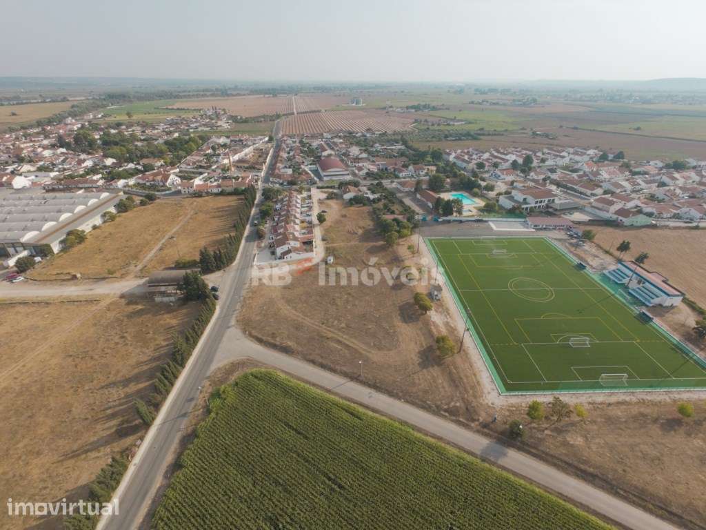Terreno com grande potencial de investimento, na Azinhaga - Grande imagem: 4/8
