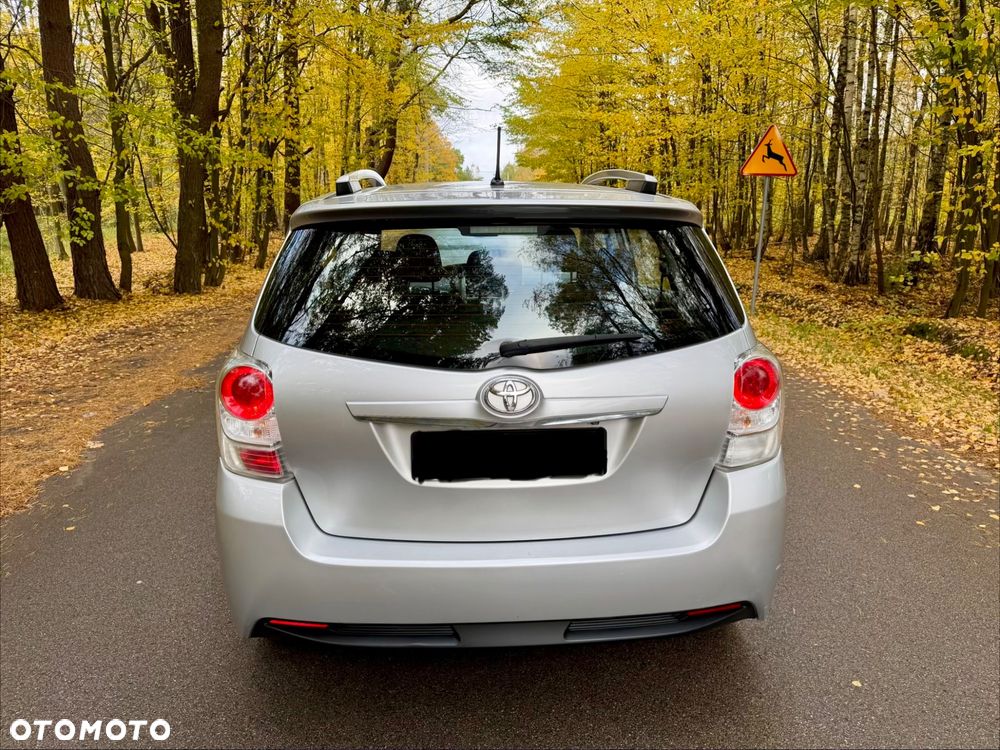 Toyota Verso 2014 photo 4