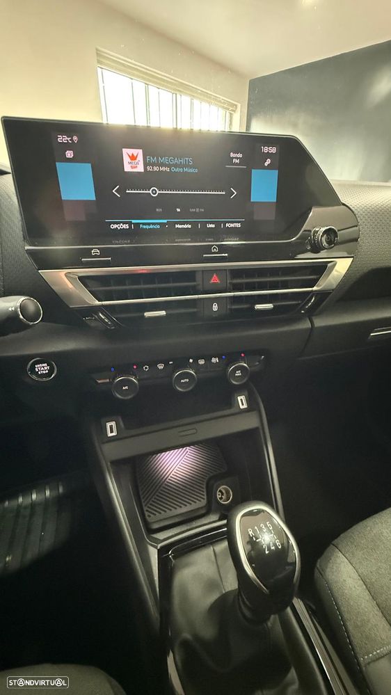 Citroën C4 PureTech 130 Stop&Start SHINE - 13