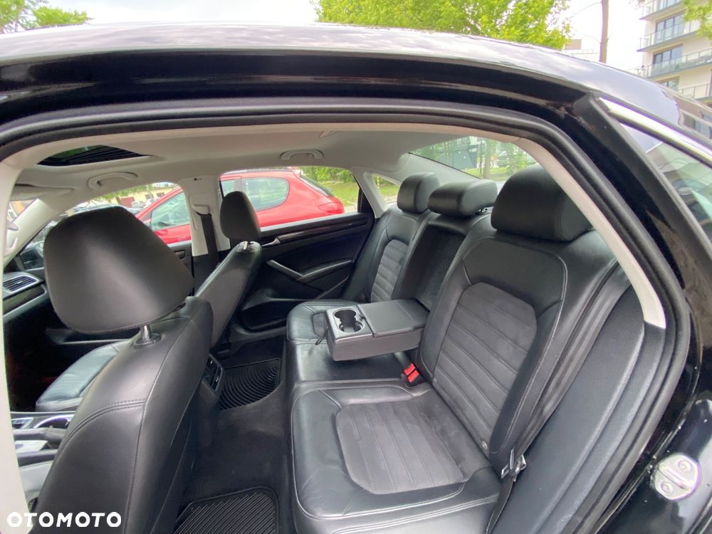 Volkswagen Passat 3.6 V6 R36 - 21