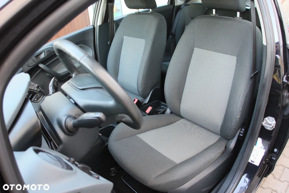 Ford Fiesta - 23