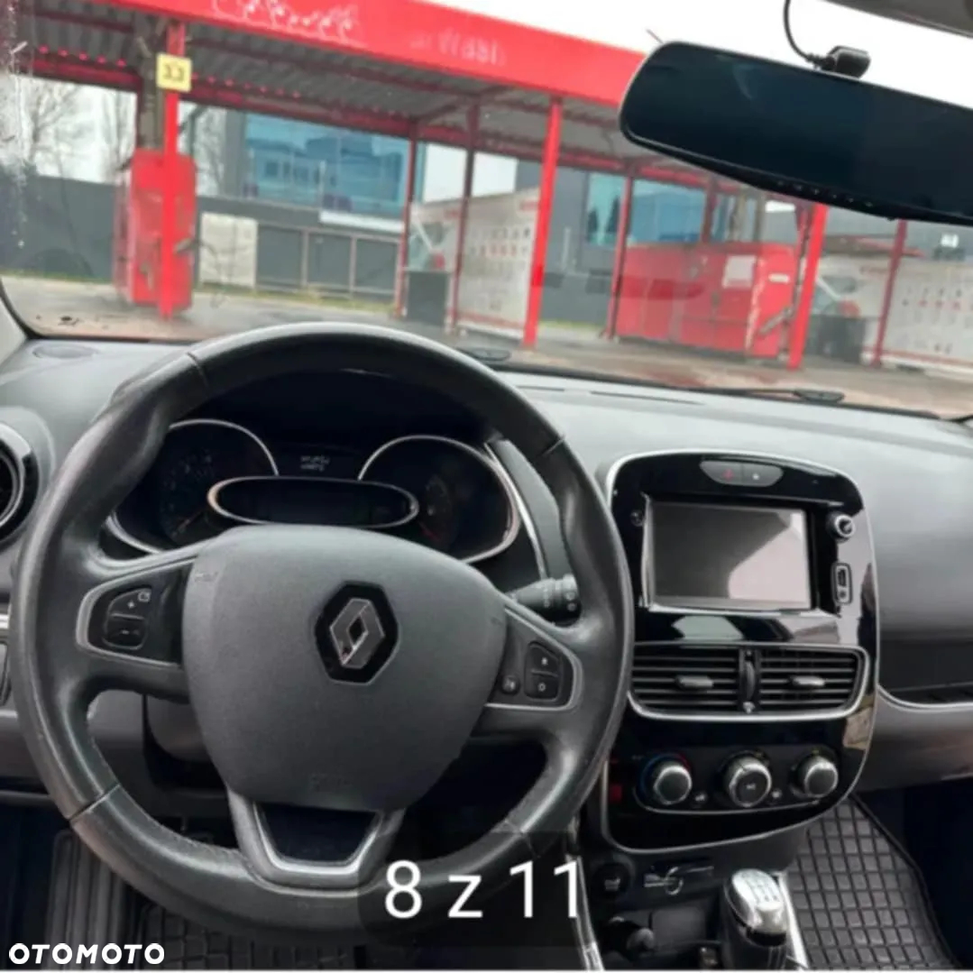 Renault Clio - 5