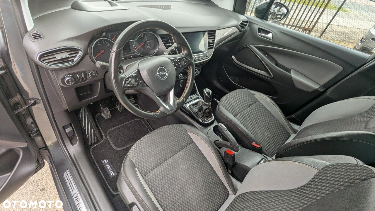 Opel Crossland X - 11