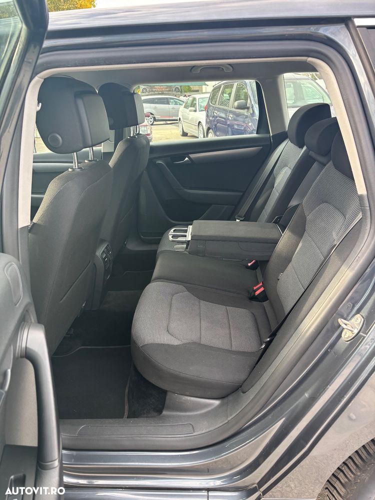 Volkswagen Passat - 9