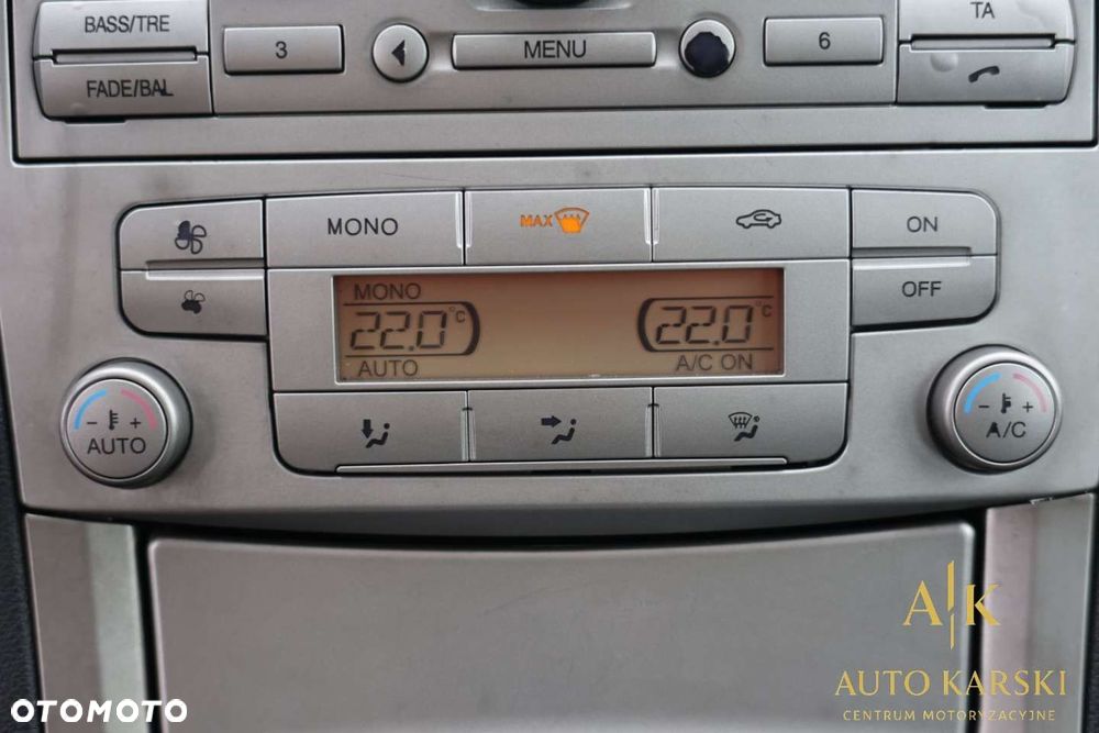 Ford S-Max - 24