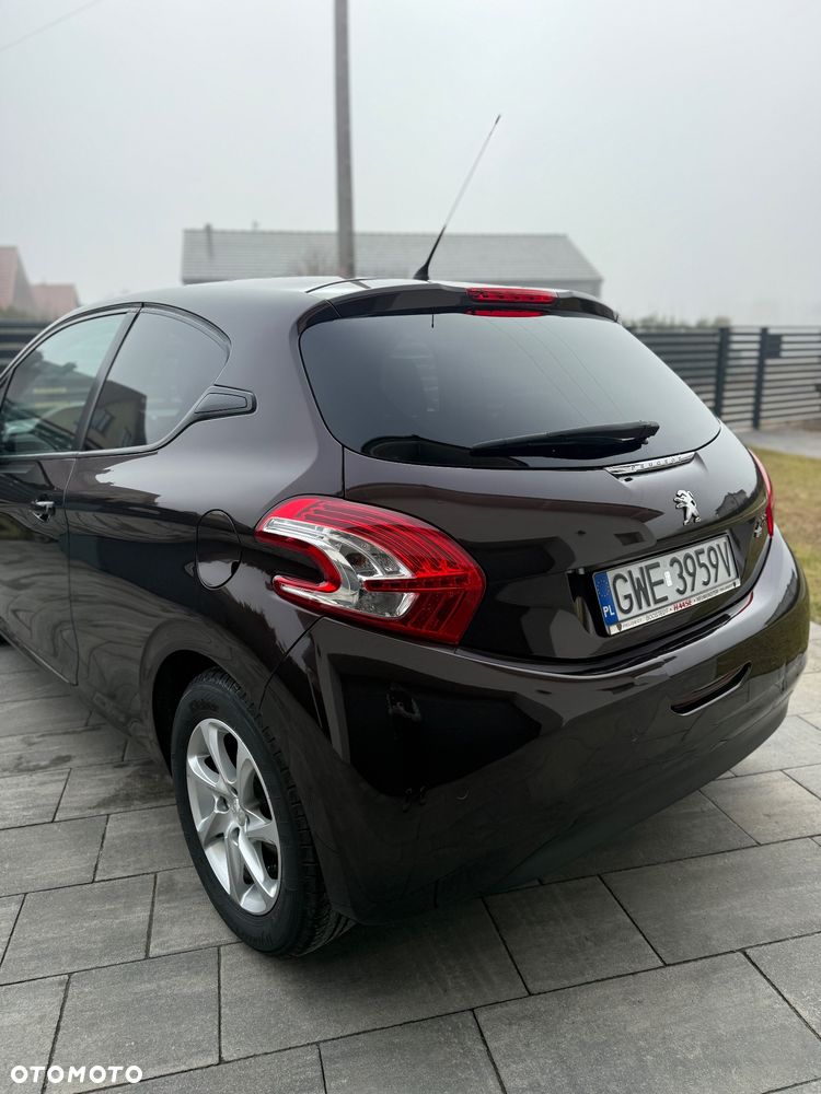 Peugeot 208 1.6 e-HDi Active STT - 5