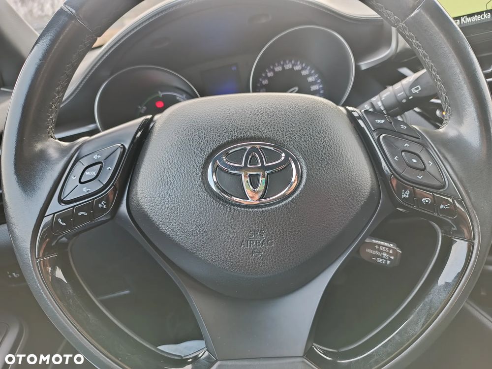 Toyota C-HR Style - 32