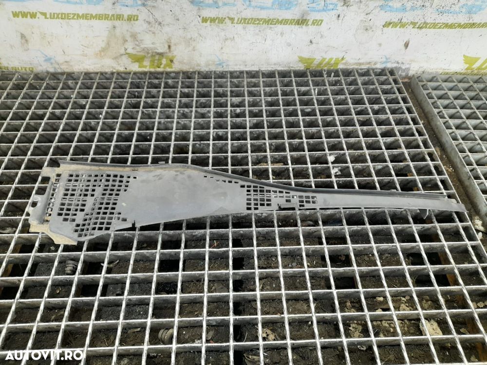 Grila stergator parbriz stanga  8200825457 Dacia Duster 1 [2010 - 201 - 3