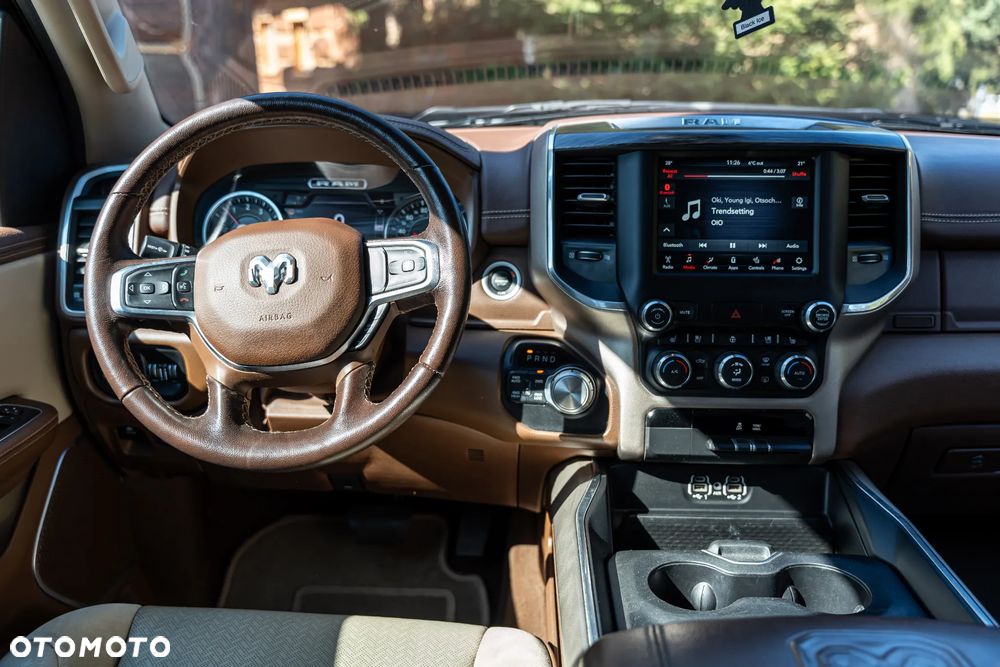 RAM 1500 5.7 Crew Cab Laramie - 26