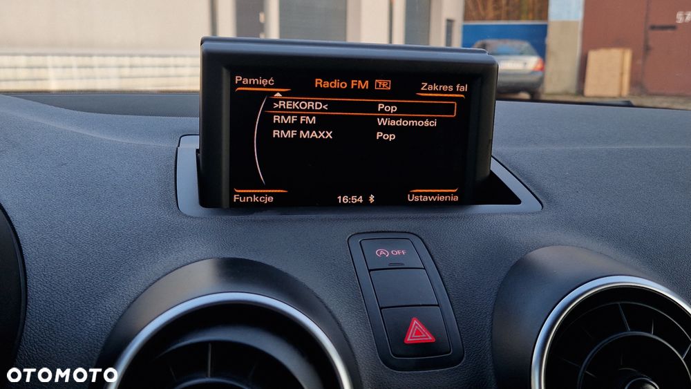 Audi A1 Sportback 1.6 TDI Attraction - 28