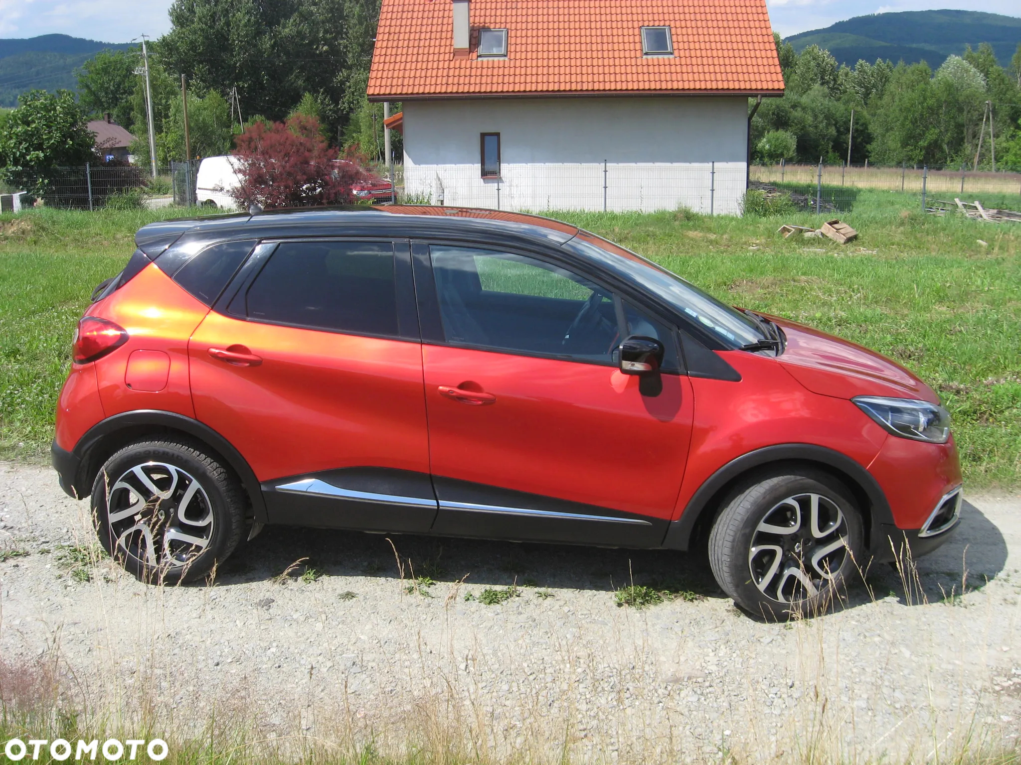 Renault Captur dCi 90 EDC Helly Hansen - 4