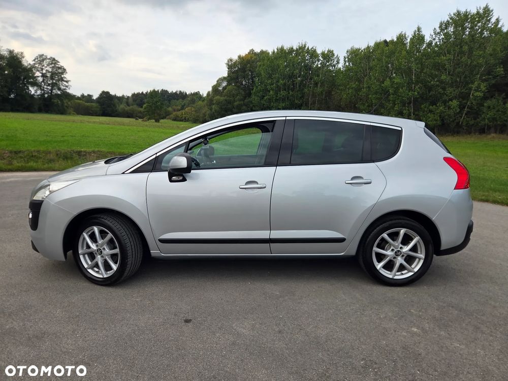 Peugeot 3008 1.6 HDi Premium - 10