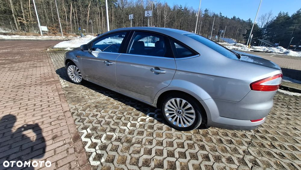 Ford Mondeo 2.0 TDCi Titanium - 10