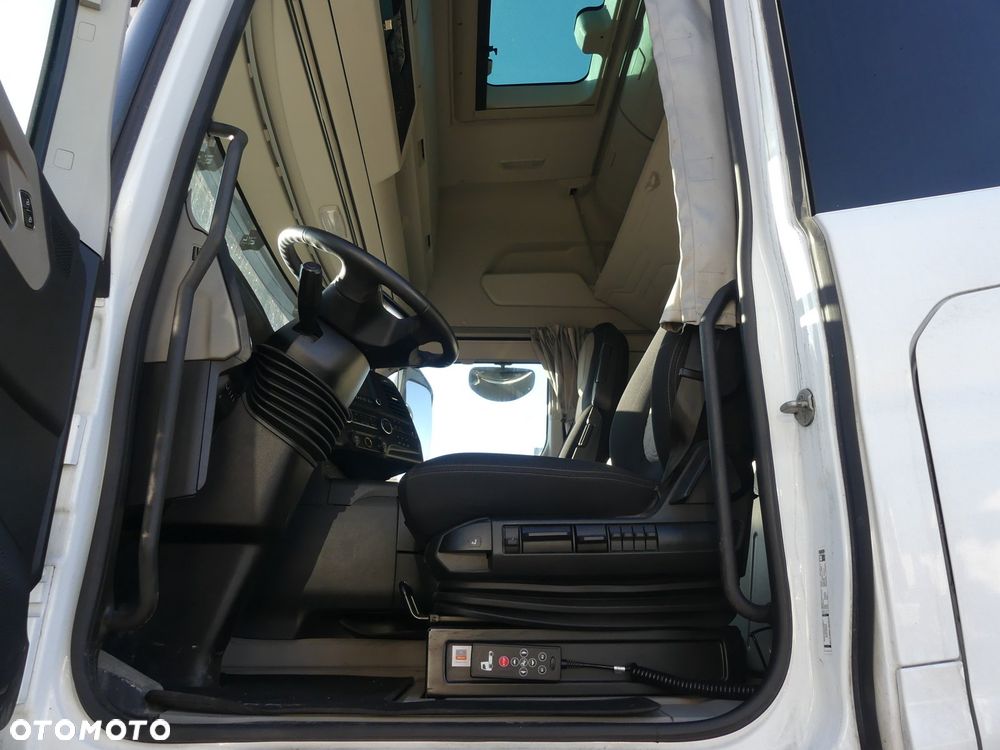 Ford F-MAX 500 - 8