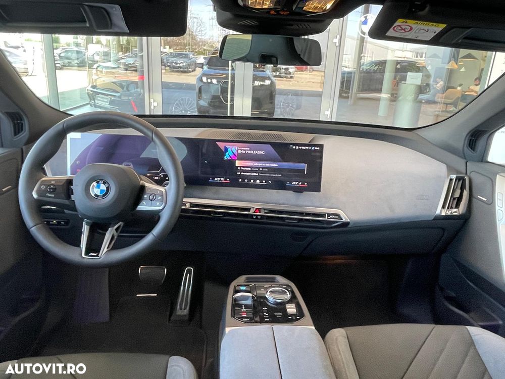 BMW iX xDrive45 - 15