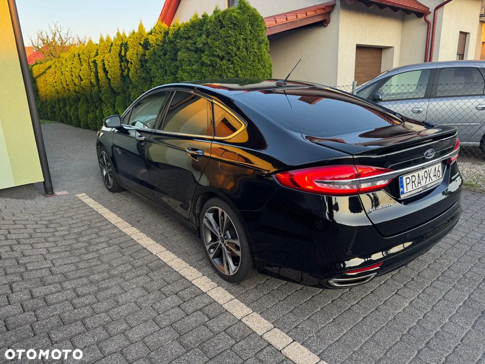 Ford Fusion - 7