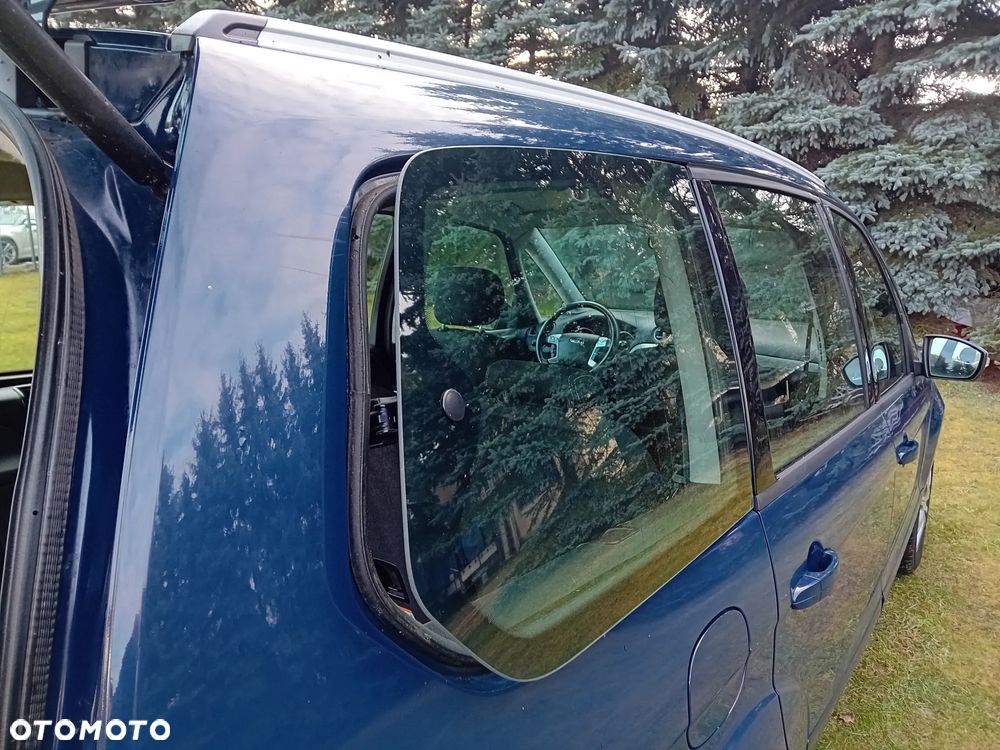 Ford Galaxy 2.0 TDCi Ambiente - 29