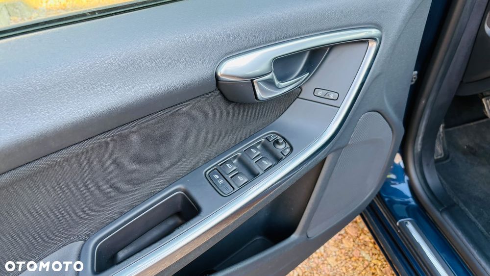 Volvo V60 D2 - 16