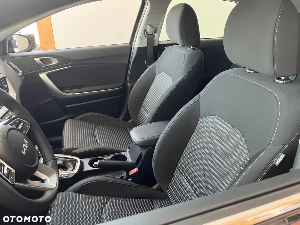 Kia Ceed 1.5 T-GDI M DCT - 10