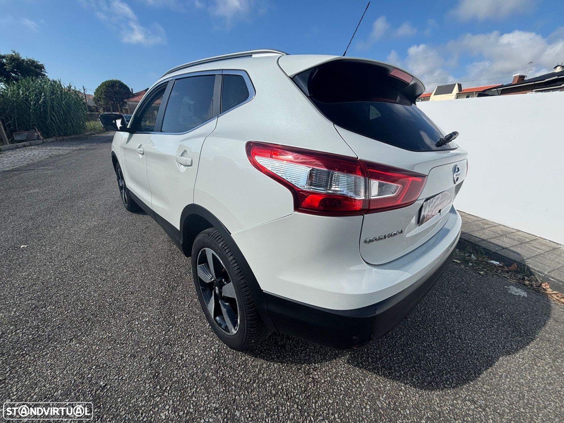 Nissan Qashqai 1.2 DIG-T 360 Xtronic - 24