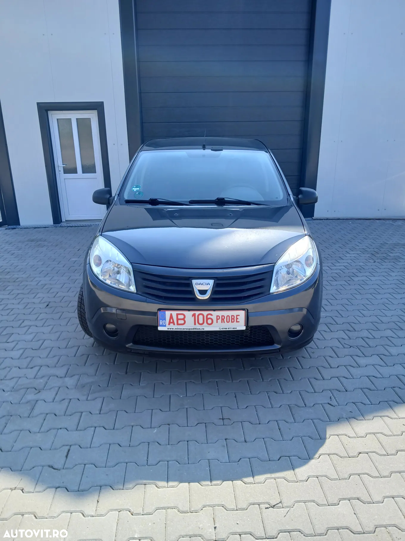 Dacia Sandero 1.2 16V 75 Ambiance - 11