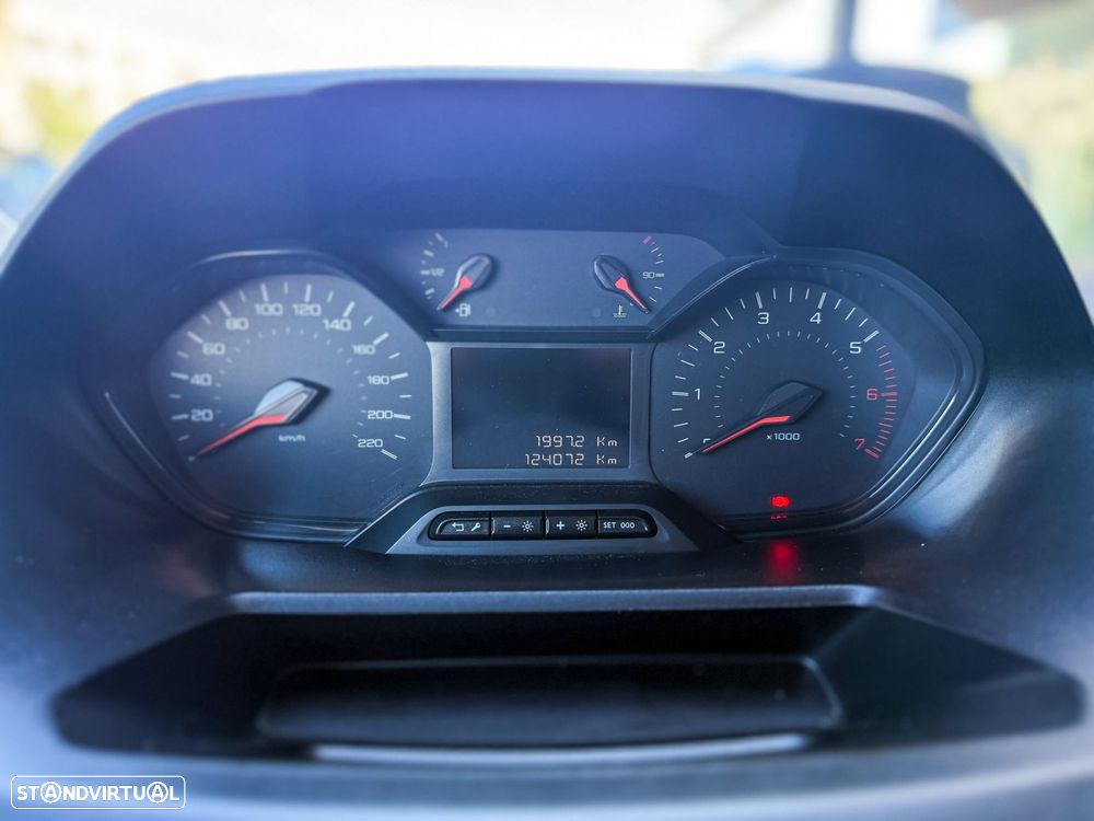 Peugeot Partner 1.6 BlueHDi L1 Asphalt - 18