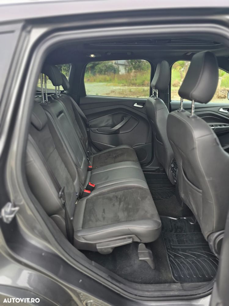 Ford Kuga 2.0 TDCi 2WD ST-Line - 8