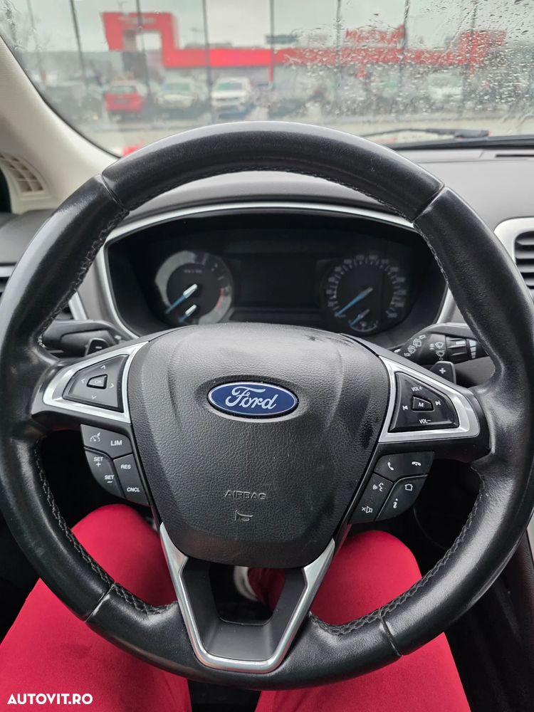 Ford Mondeo 2.0 TDCi Start-Stopp PowerShift-Aut. Vignale - 4