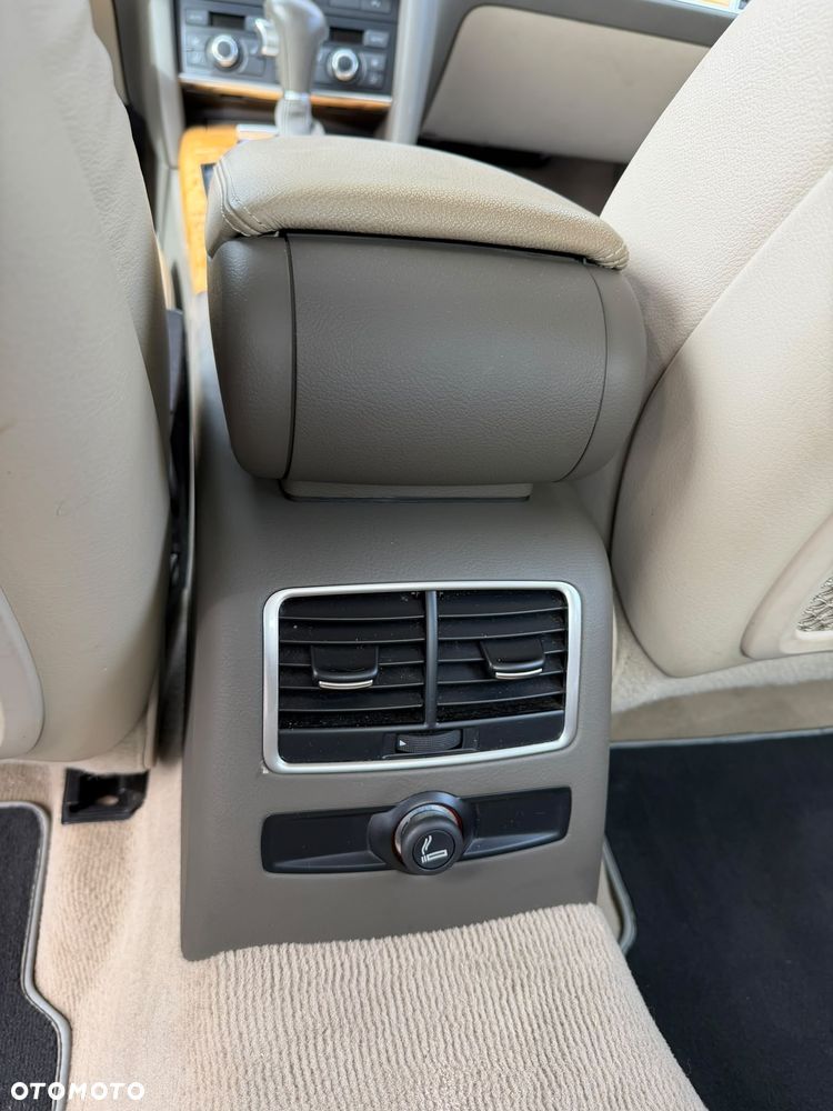 Audi A6 Limousine 3.0 TDI DPF quattro tiptronic - 12