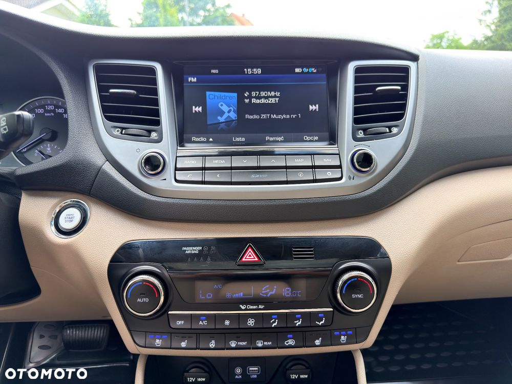 Hyundai Tucson blue 1.7 CRDi 2WD DCT Premium - 35