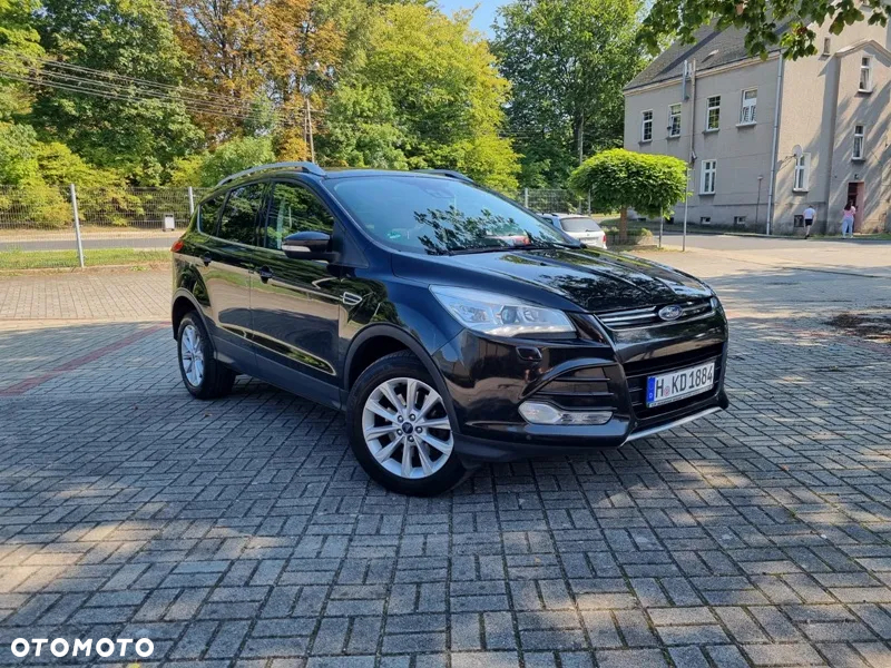 Ford Kuga 2.0 TDCi 2x4 Titanium - 4