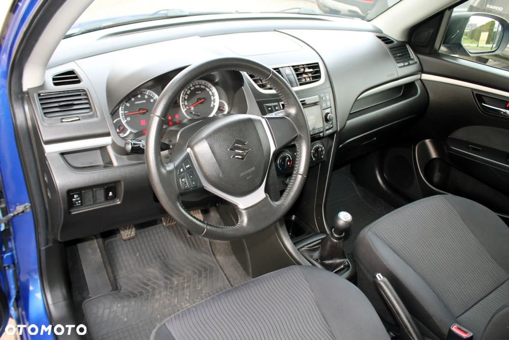 Suzuki Swift - 11