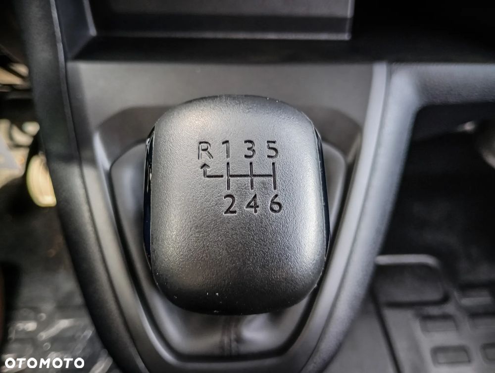 Citroën Jumpy 6 osób brygadowy - 32