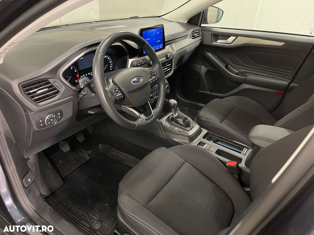 Ford Focus 1.0 EcoBoost MHEV Titanium - 5