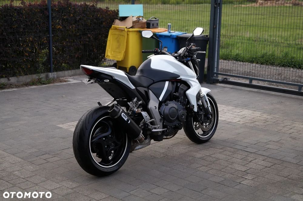 Honda CB - 11
