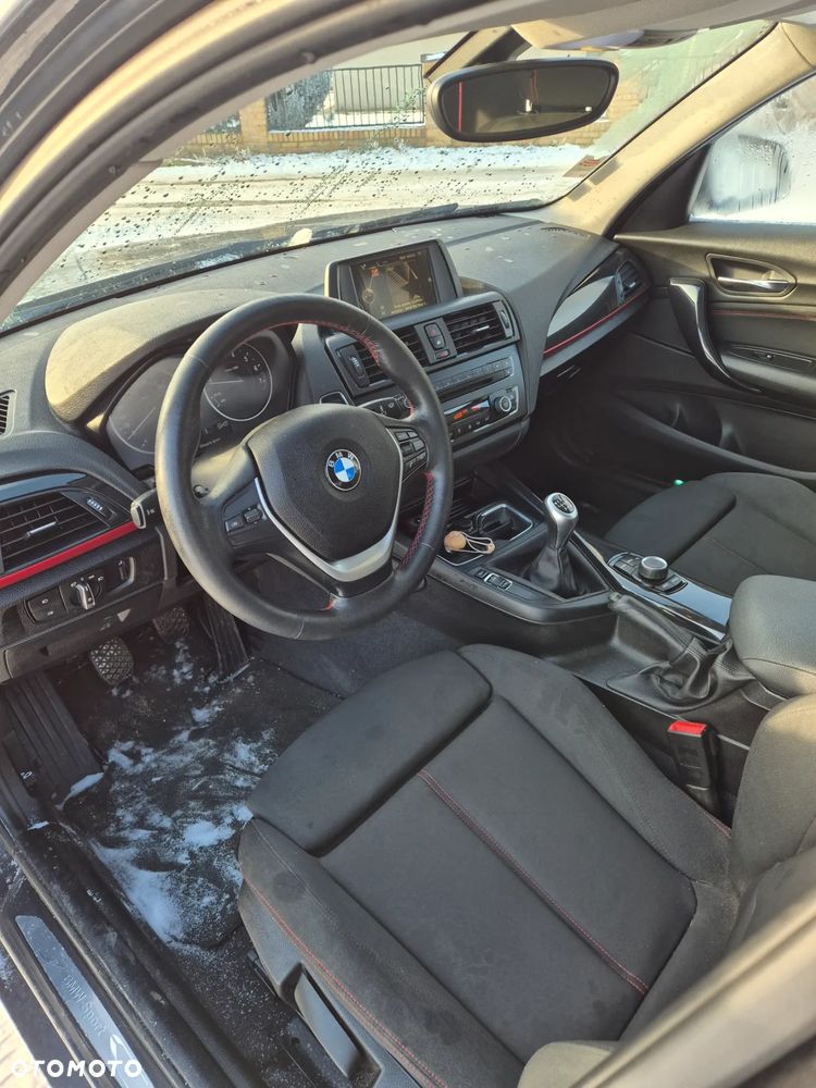 BMW Seria 1 118i Sport Line - 9