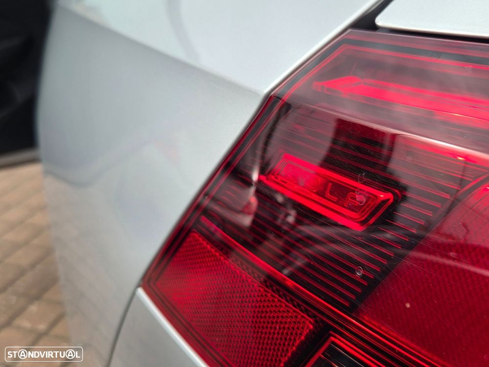 VW Golf Variant 2.0 TDi - 9