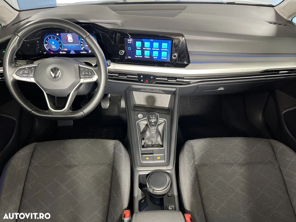 Volkswagen Golf - 13