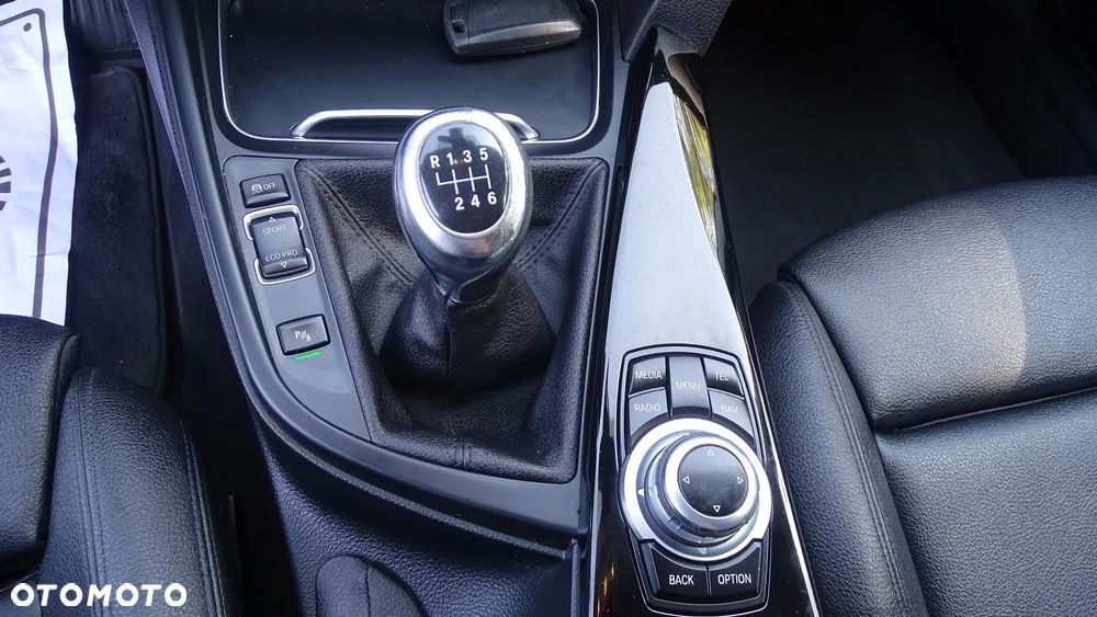 BMW Seria 3 - 17