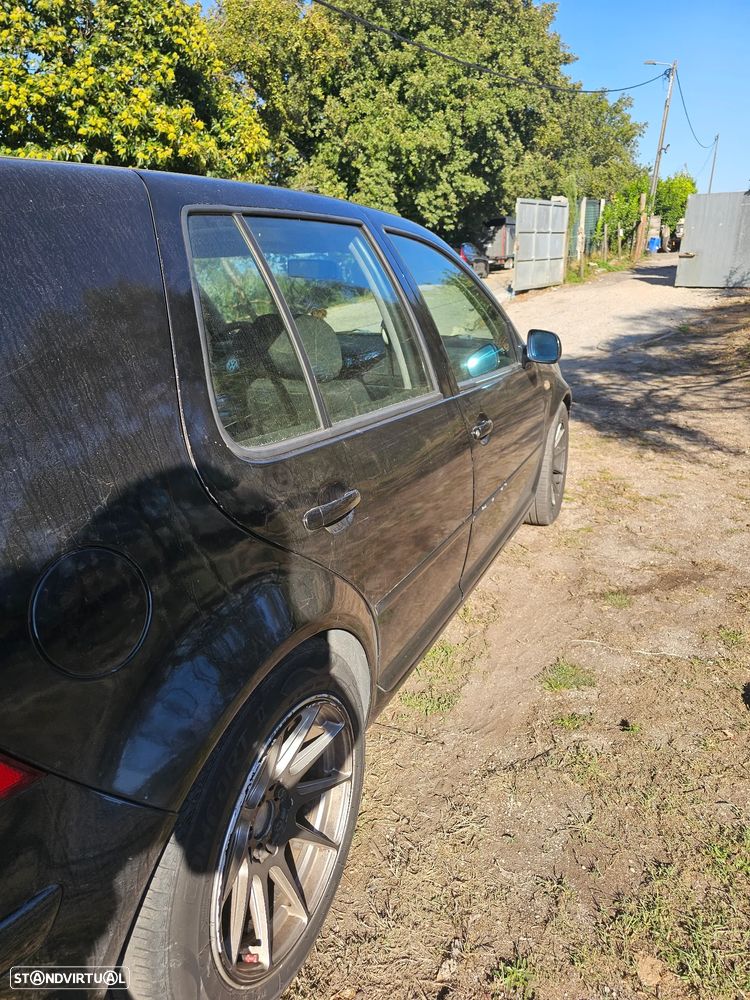 VW Golf 1.9 TDi Highline - 4