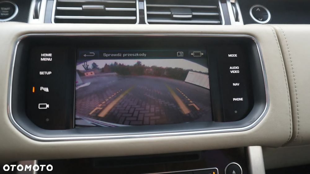 Land Rover Range Rover 4.4SD V8 LWB Vogue - 38